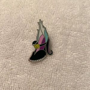 Ursula High Heel Disney Pin